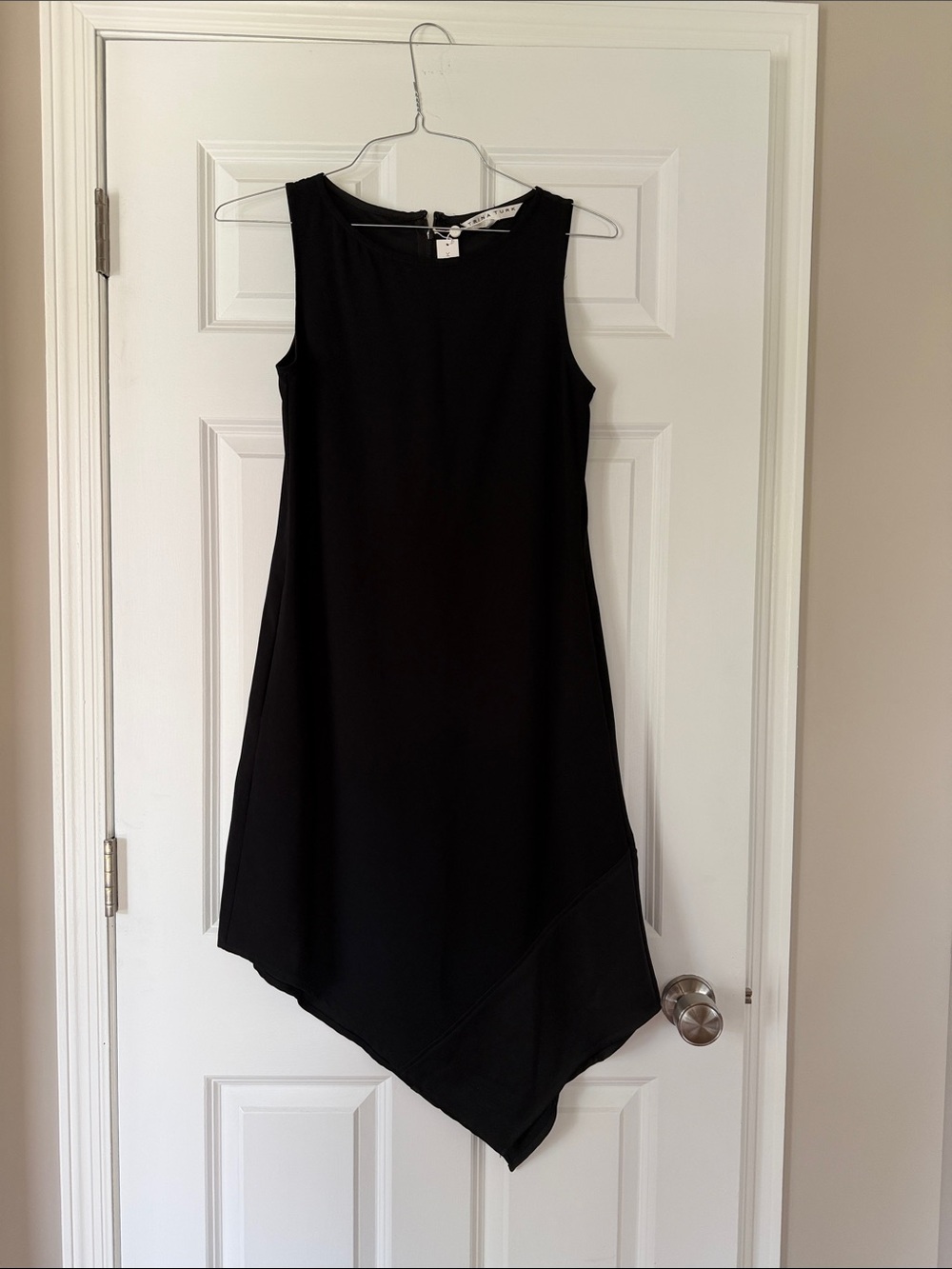 Women's Black Sleeveless Asymmetric Hem Dress